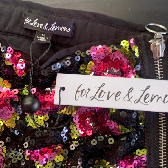 NWT For Love & Lemons||
San Junipero Sequin Skirt in Dahlia
Size Medium - Picture 7 of 7